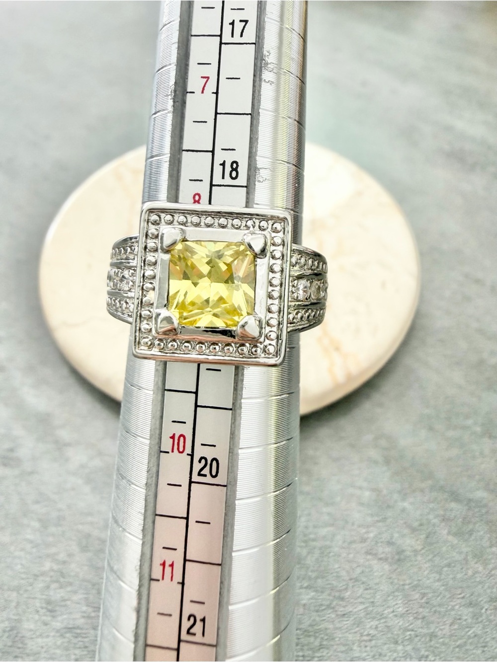 Silver Tone Yellow Square-Cut Ring With Clear Glass Stones Halo Ring Size 9
